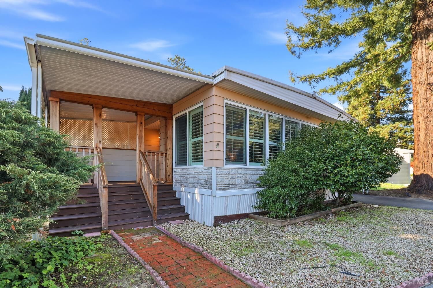 Property Photo:  93 W Napa Drive  CA 94954 