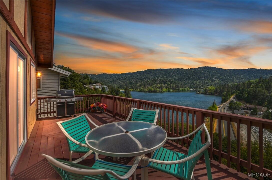 Property Photo:  262 Delle Drive  CA 92325 