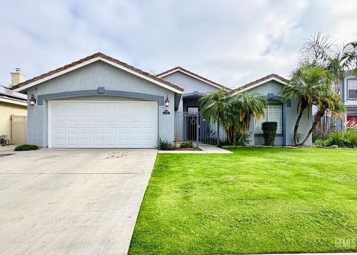 6416 Springtime Court  Bakersfield CA 93313 photo