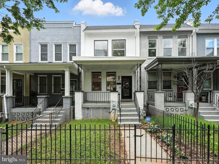 Property Photo: 1926 Bennett Place NE DC 20002