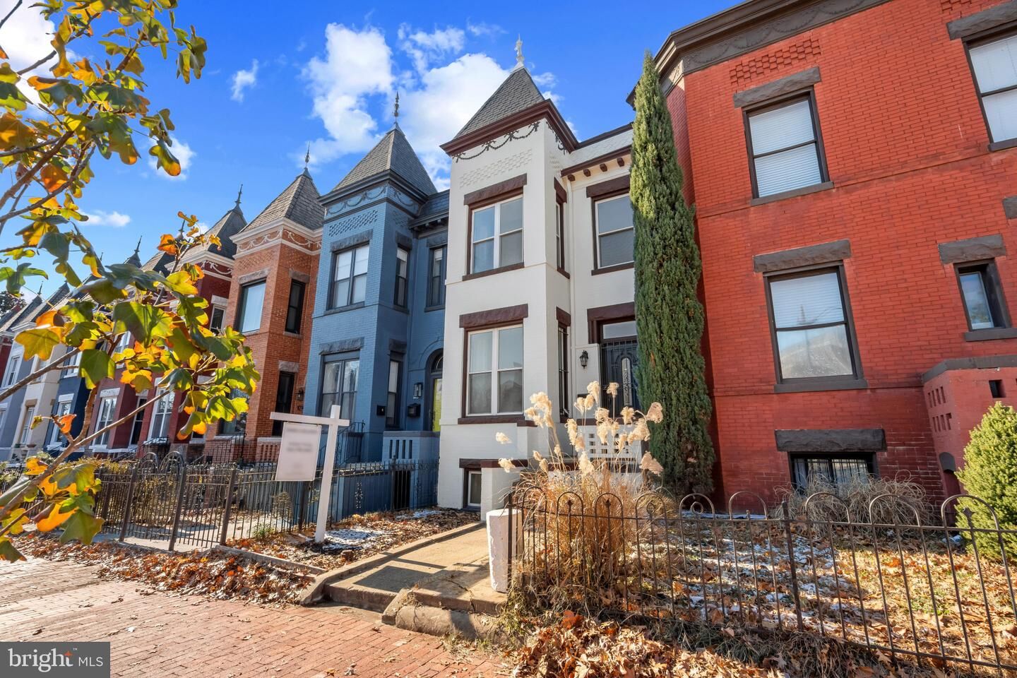 Property Photo:  1018 11th Street NE  DC 20002 