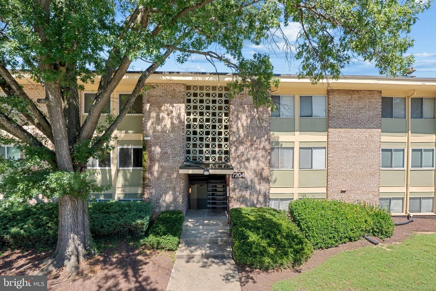 Property Photo:  7204 Donnell Place C-5  MD 20747 