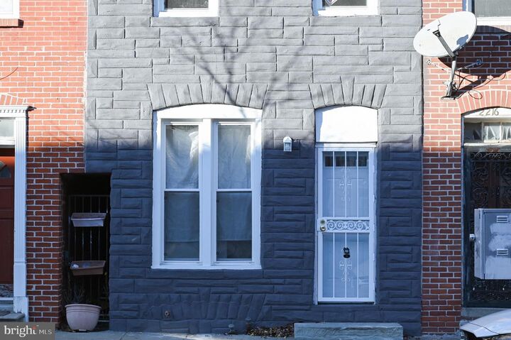 Property Photo:  2214 E Fayette Street  MD 21231 