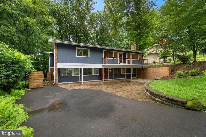 7614 Hamilton Spring Road  Bethesda MD 20817 photo