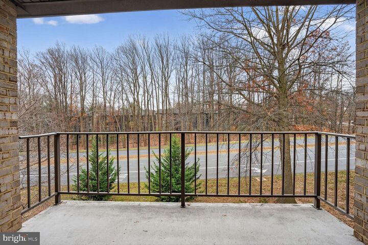 Property Photo:  2063 Royal Fern Court 39/21B  VA 20191 