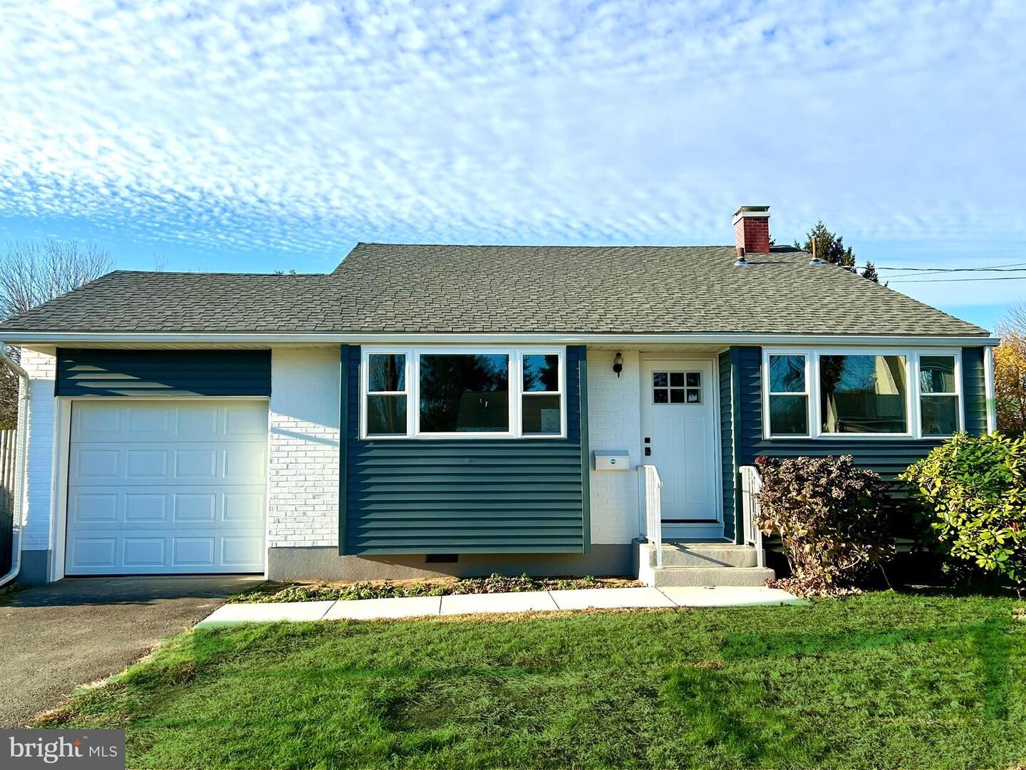 Property Photo:  63 Gerard Road  NJ 08620 