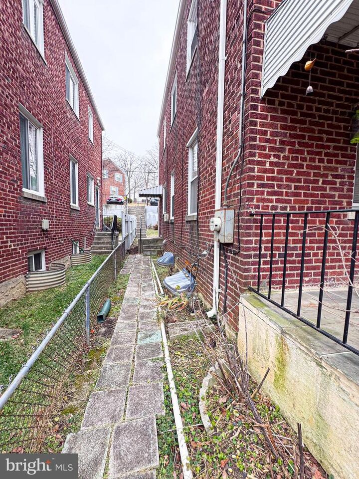 Property Photo:  1688 Fort Dupont Street SE  DC 20020 