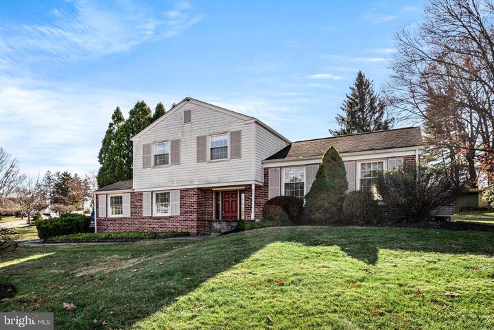 43 N Forge Manor Drive  Phoenixville PA 19460 photo