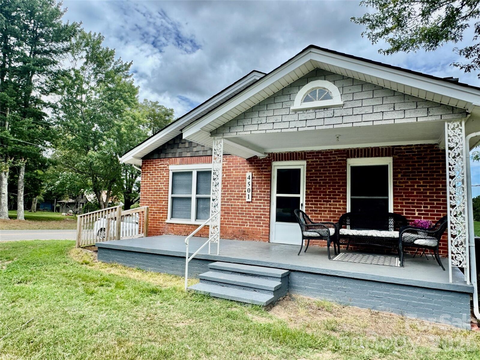 Property Photo:  4501 Polkville Road  NC 28150 