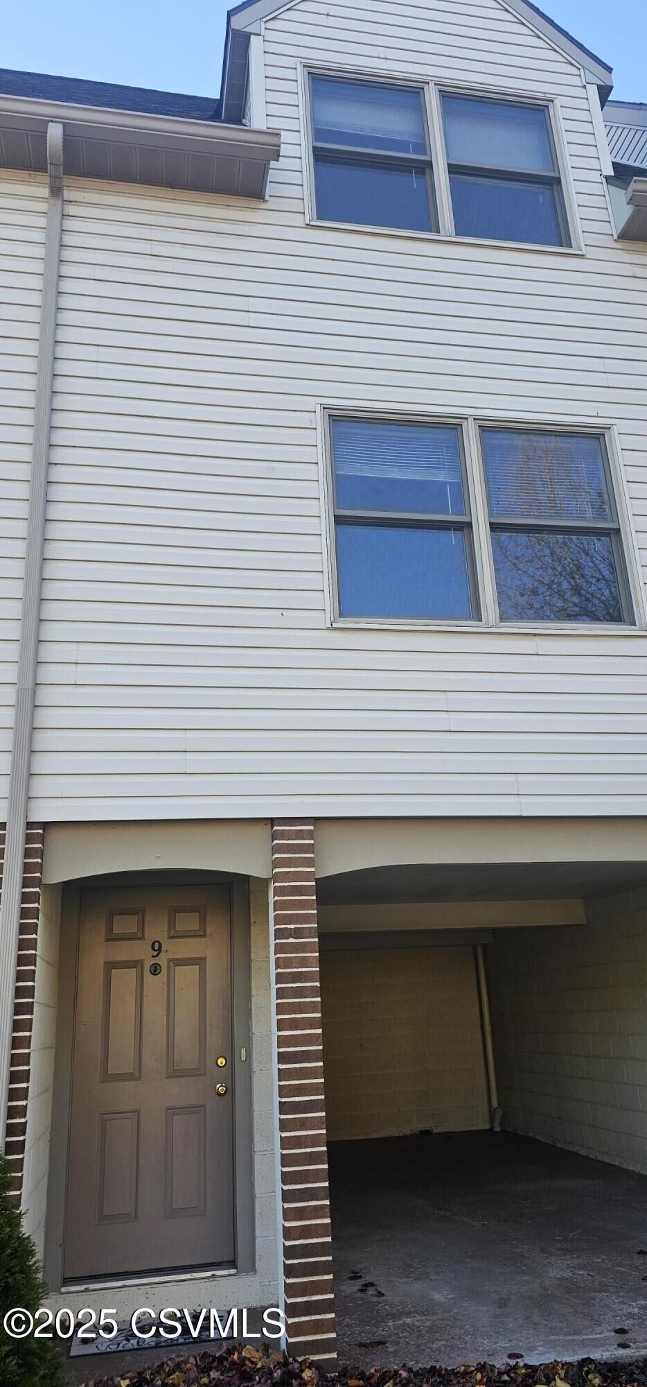 Property Photo:  9 Mill Park Lane  PA 17837 