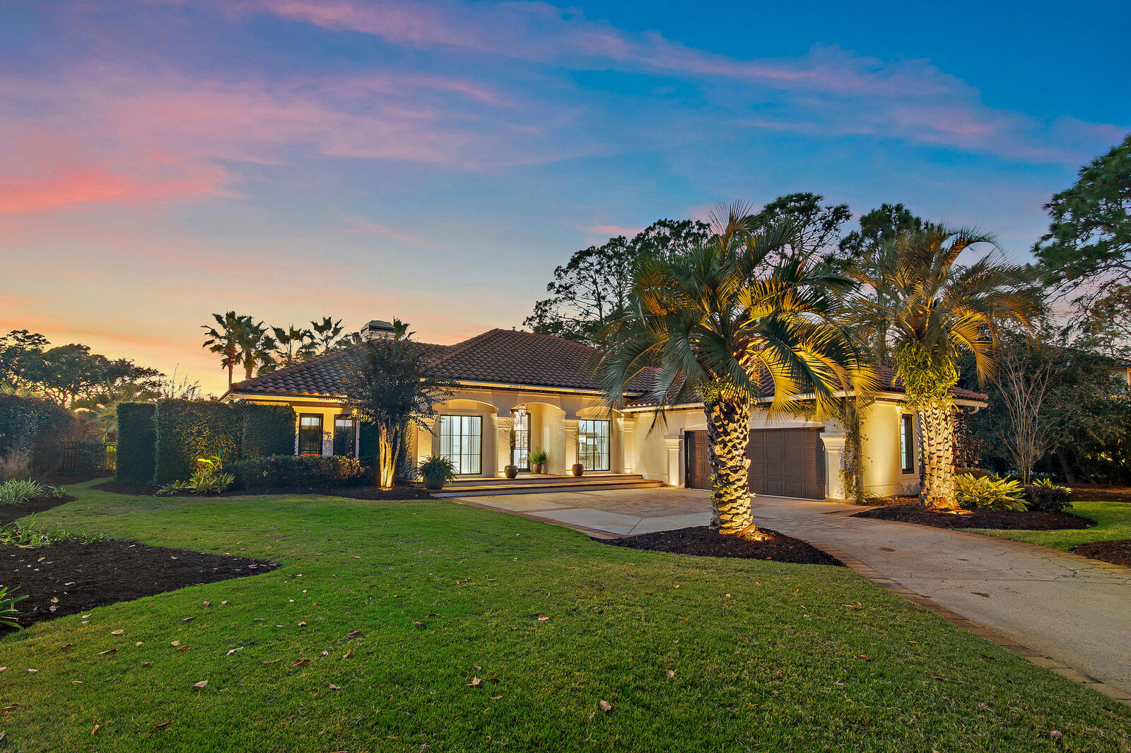 Property Photo:  1473 E Baytowne Avenue  FL 32550 