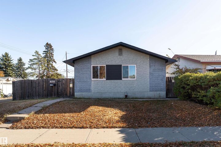 8207 169 Street NW  Edmonton AB T5R 2W4 photo