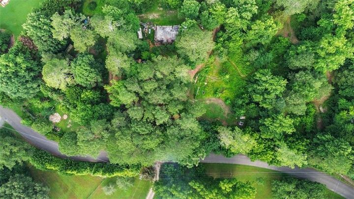 Property Photo: 215 Woodland Brook Drive GA 30115