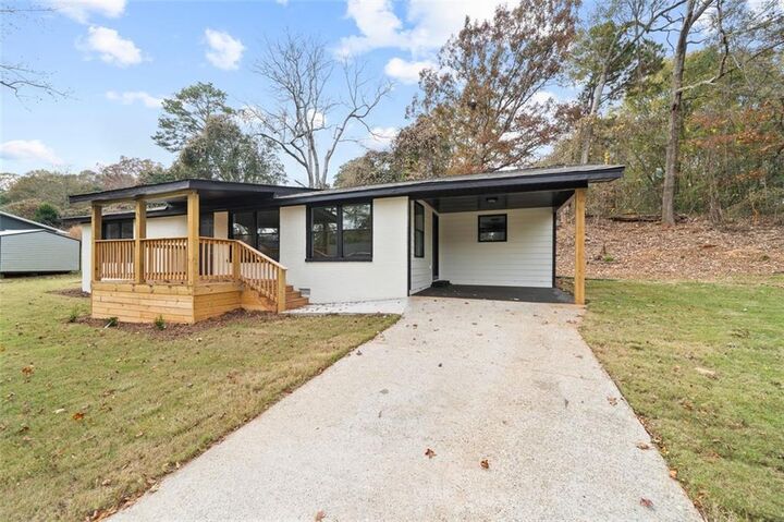 Property Photo: 627 Penor Street GA 30650