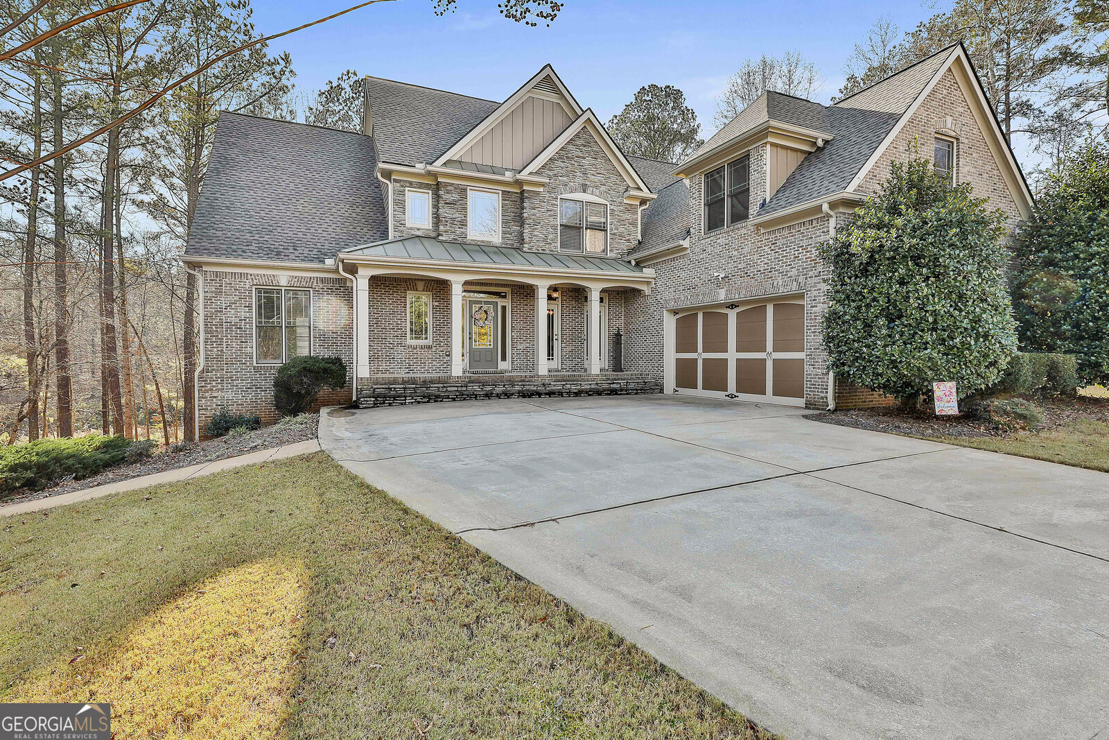 Property Photo: 7497 Treehouse Court GA 30135