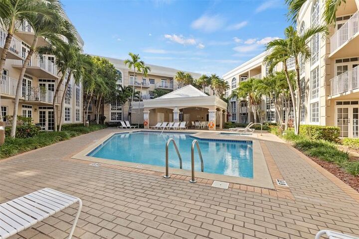 1280 S Alhambra Cir 2112  Coral Gables FL 33146 photo