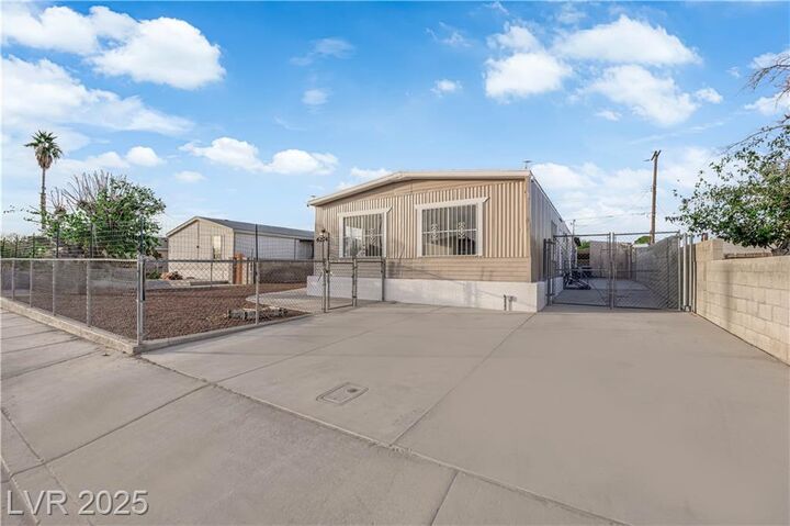 Property Photo:  6274 Great Smoky Avenue  NV 89156 