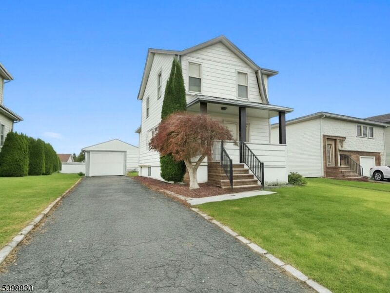 Property Photo:  723 Kingston Ave  NJ 07033 