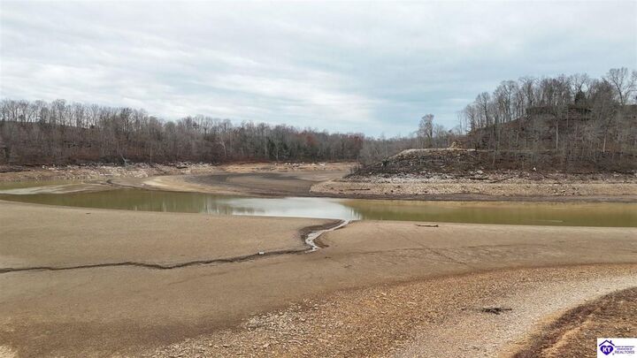 Property Photo: 1005 Thomason Cemetery Road KY 42754