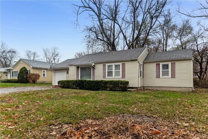 Property Photo: 8107 Antioch Road KS 66204