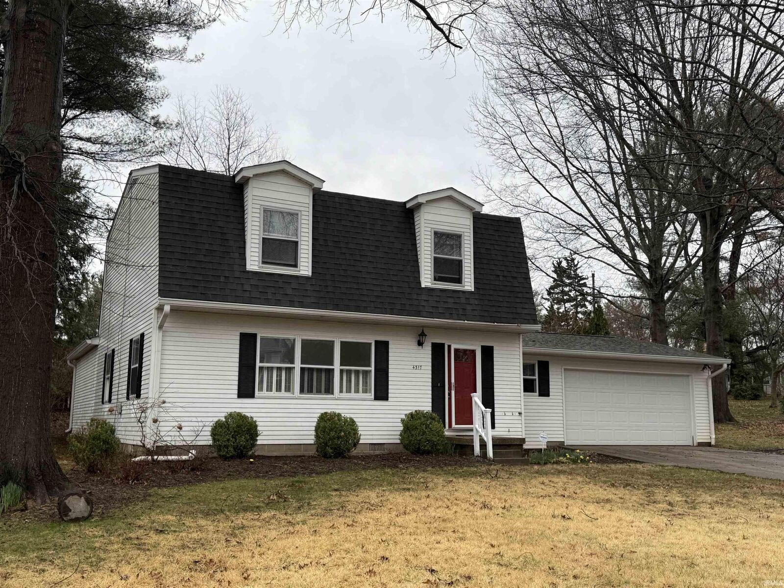 Property Photo: 4317 E Wembley Court IN 47408