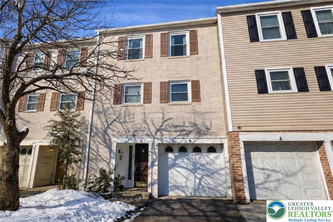 Property Photo:  8315 Countryside Lane  PA 18051 