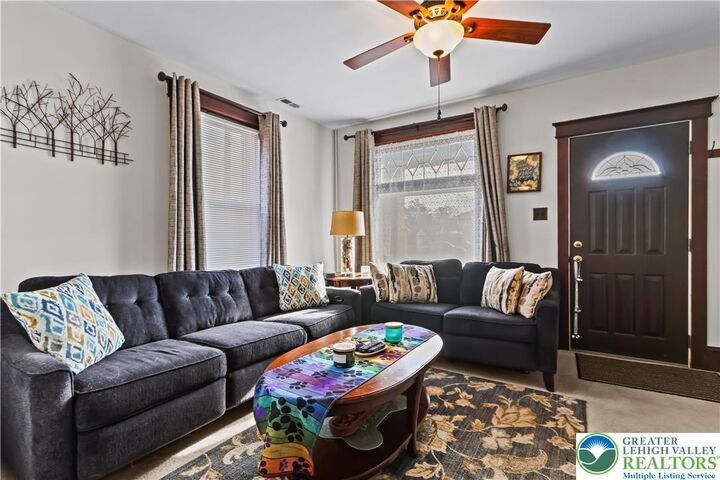 Property Photo: 127 Stark Street PA 18067