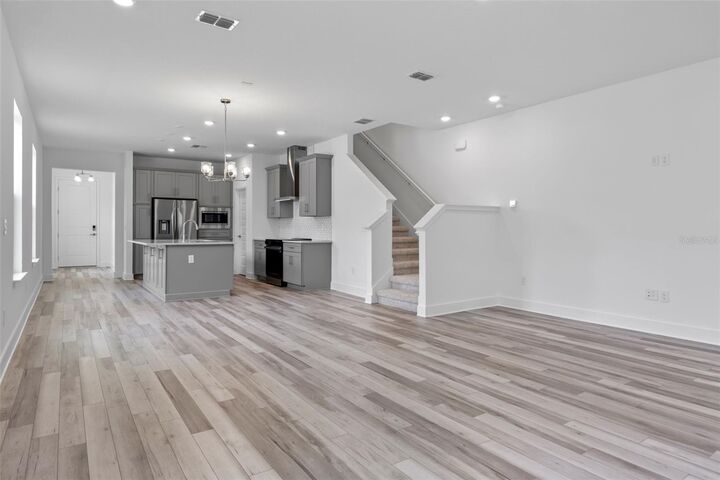 Property Photo: 13817 Luna Harvest Avenue FL 34787