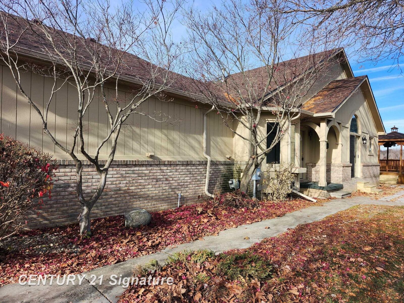 Property Photo: 6440 Western Way MI 48532