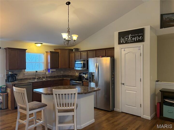 Property Photo:  1025 Oakmont Lane  MO 63084 