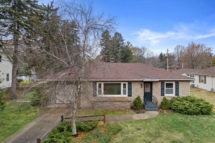 Property Photo:  3410 N Elmwood Dr  WI 53405 