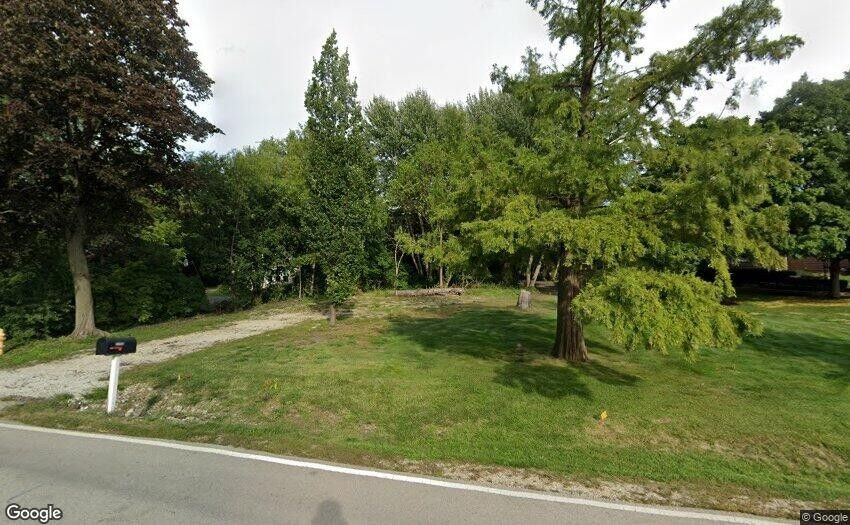 Property Photo:  6207 Woodward Avenue  IL 60516 