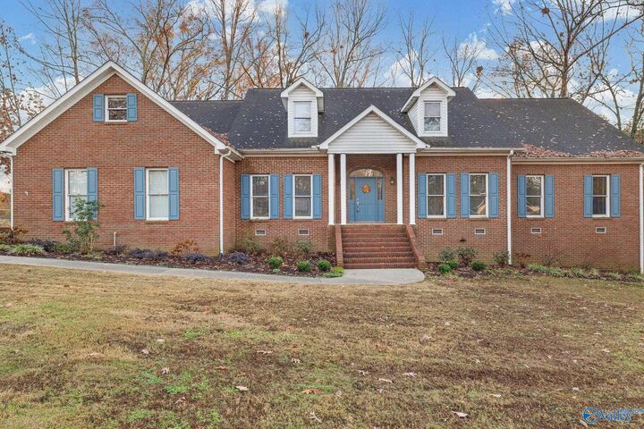 Property Photo: 1504 Magnolia Drive NW AL 35640