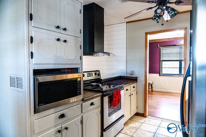 Property Photo:  379 County Road 246  AL 35974 