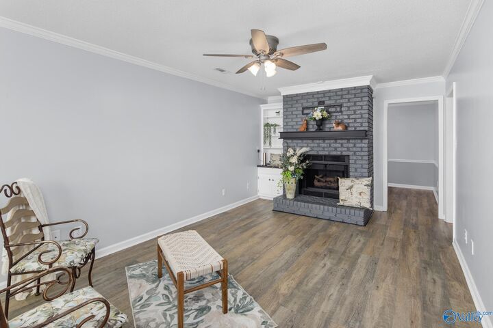 Property Photo: 430 Autumnwood Drive AL 35601