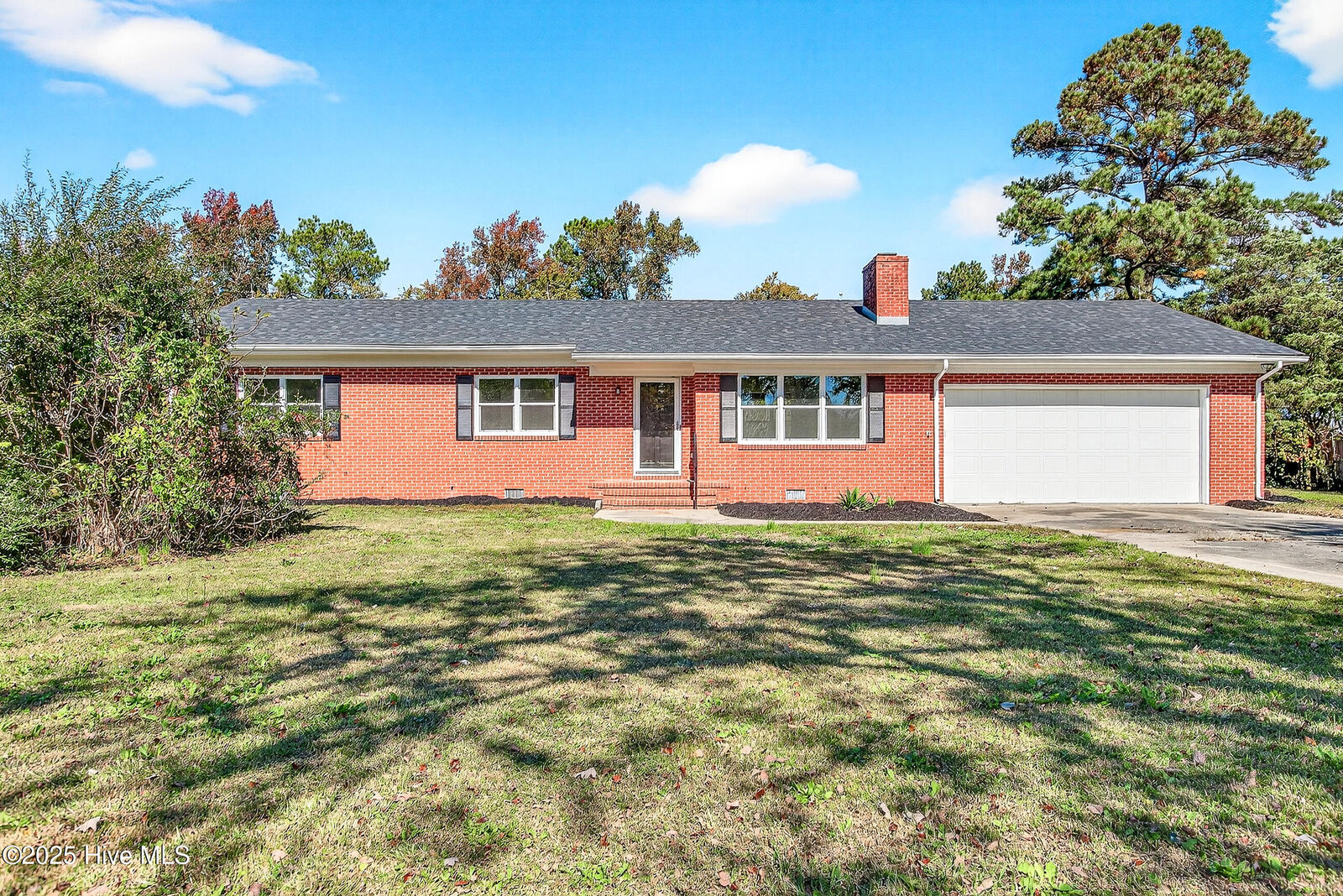 Property Photo:  165 Thomas Humphrey Road  NC 28546 