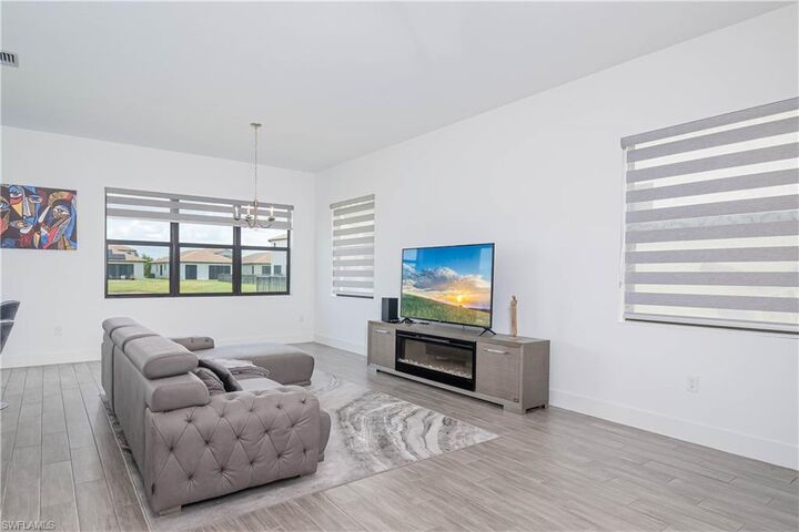 Property Photo:  5461 Soria Ave  FL 34142 