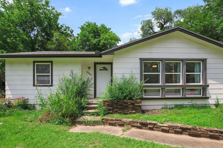 2300 W Holly Street  Fayetteville AR 72703 photo