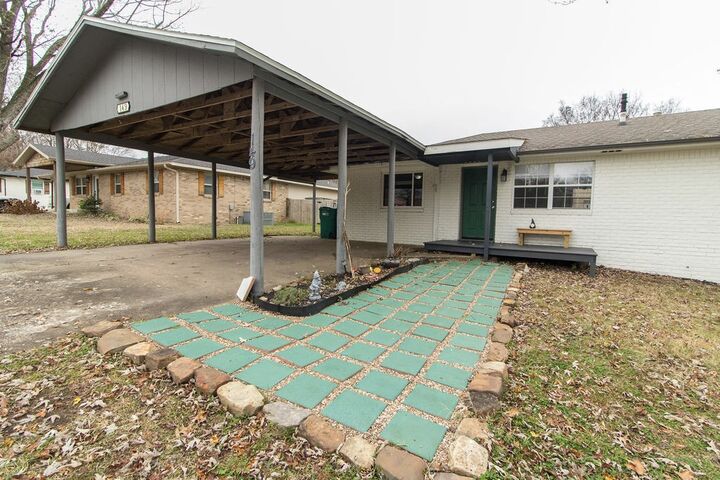 Property Photo: 149 E Terry Street AR 72730