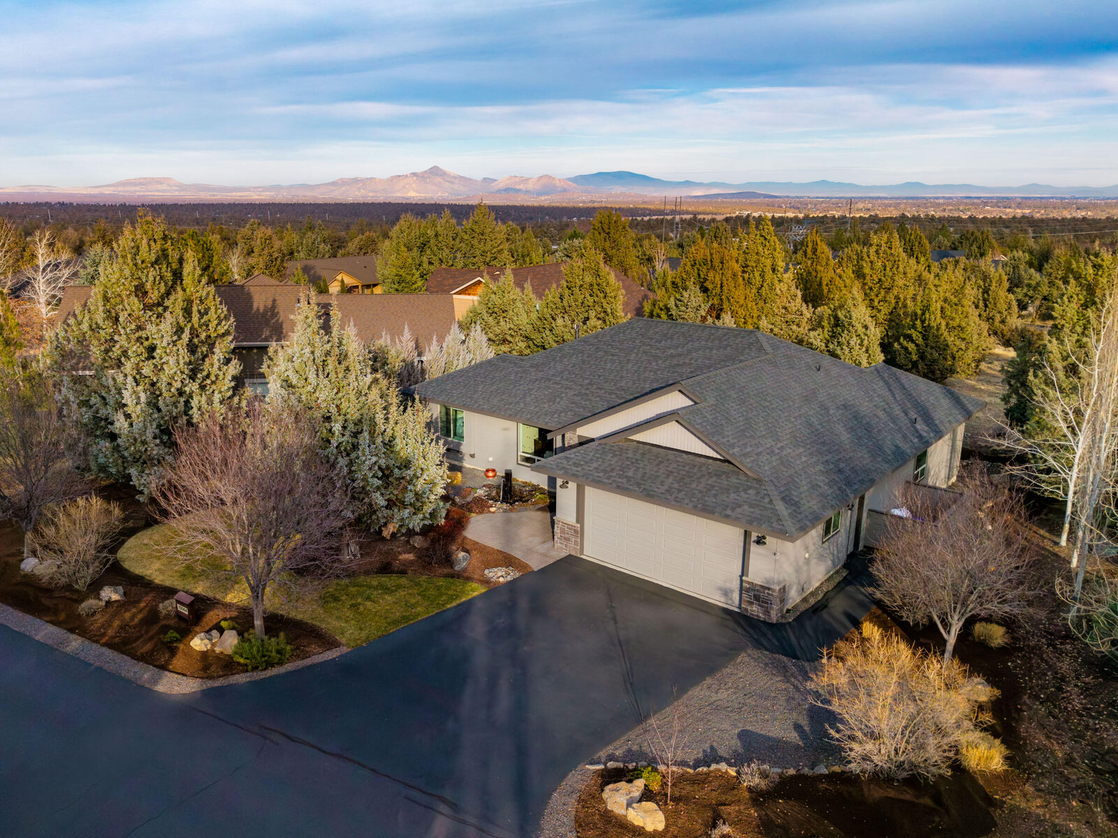 Property Photo:  10064 Juniper Glen Circle  OR 97756 