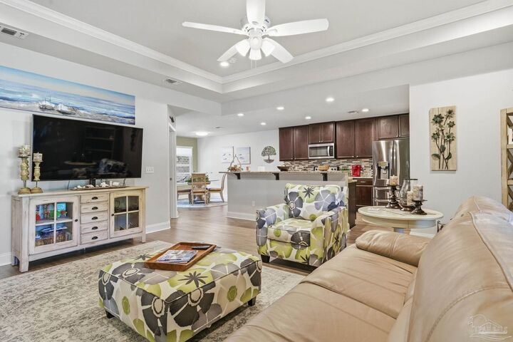 Property Photo: 1825 Sundown Dr FL 32566