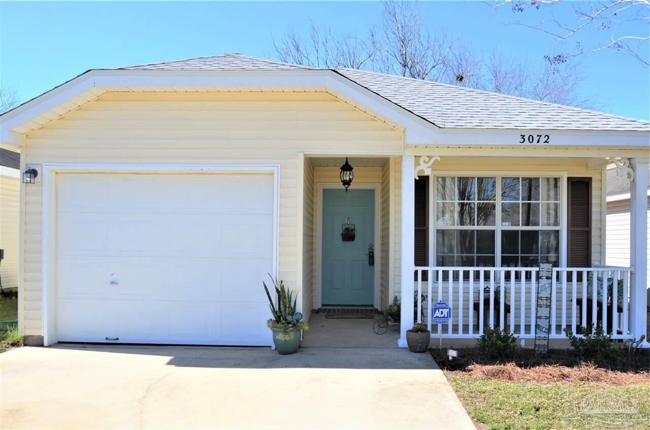 Property Photo:  3072 Flintlock Dr  FL 32526 