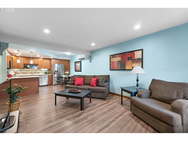 Property Photo:  12065 SW King Arthur St  OR 97224 