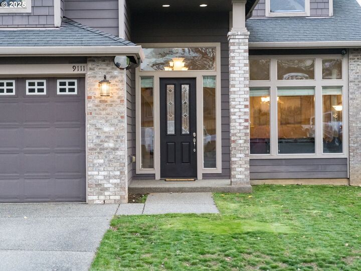 Property Photo:  9111 NE 84th Ct  WA 98662 