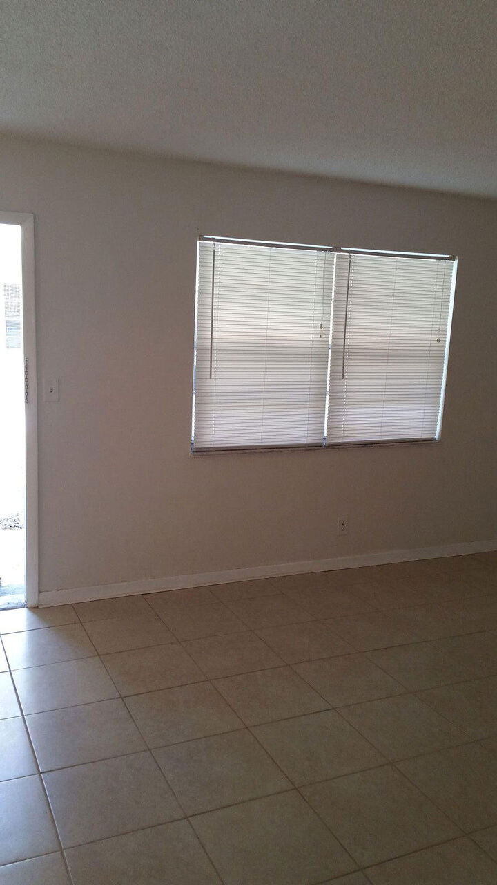 Property Photo: 2851 Fillmore Street 508 FL 33020