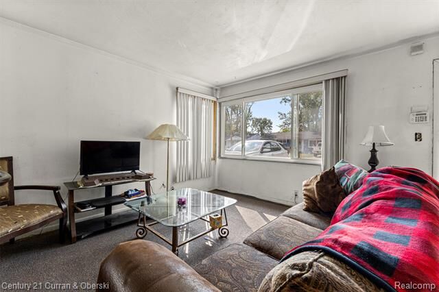 Property Photo: 22030 Dante Street MI 48237