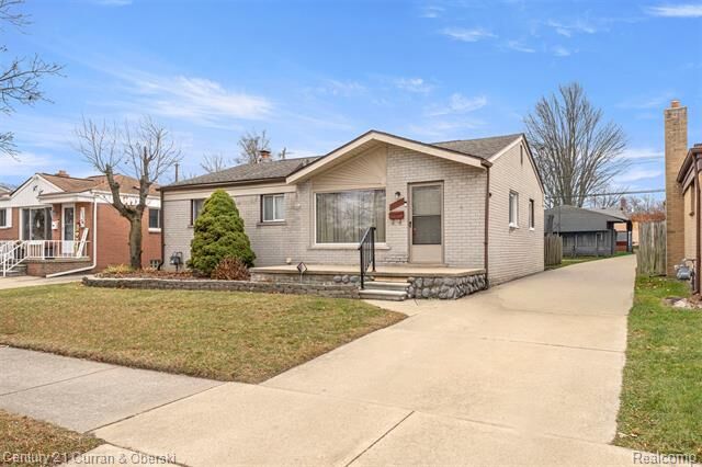 Property Photo: 23353 Wohlfeil Street MI 48180