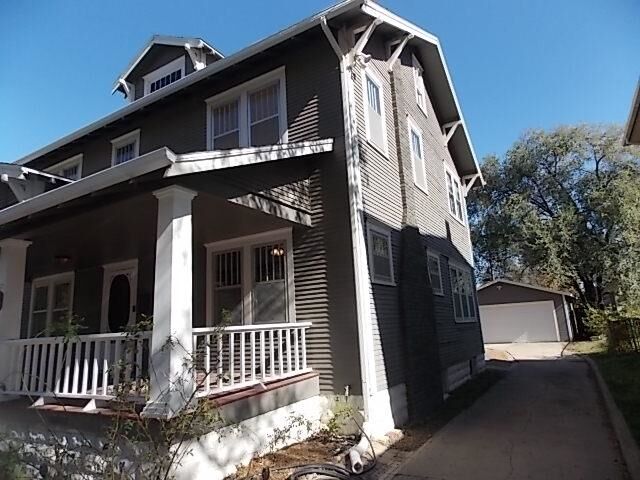 Property Photo:  1848 N Park Pl  KS 67203 