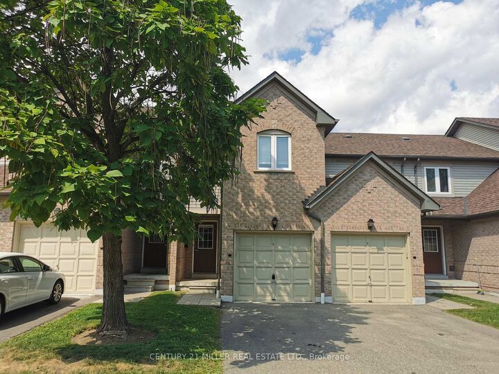 Property Photo:  4600 Kimbermount Avenue 40  ON L5M 6Z5 