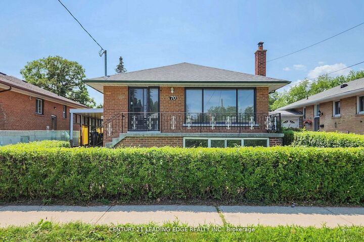 Property Photo:  70 Wexford Boulevard Bsmt  ON M1R 1L3 